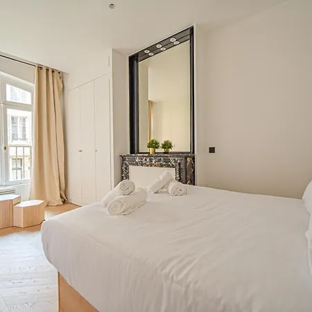 Appartamento Sumptuous & Serene Parisian Flat